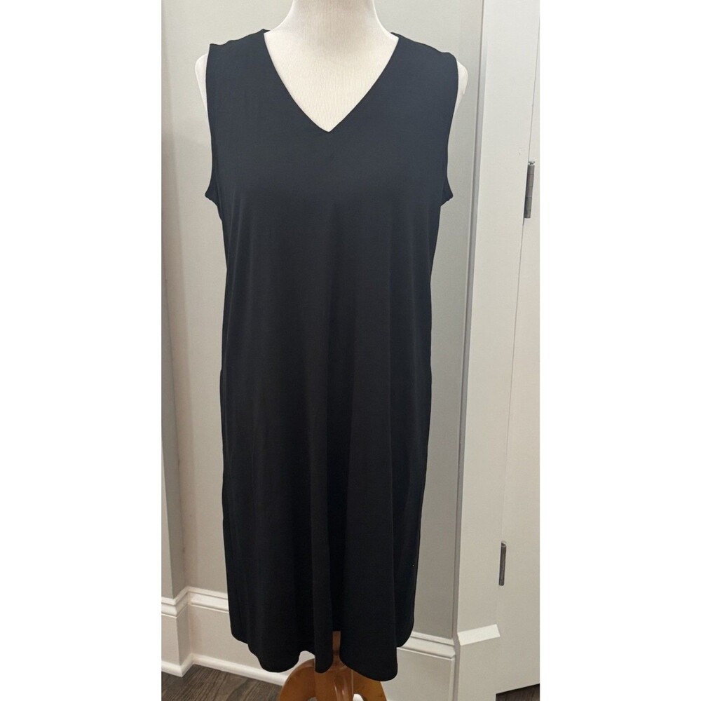 J Jill Wearever Black Jersey Knit Shift Dress M Sleeveless V-Neck Knee Length